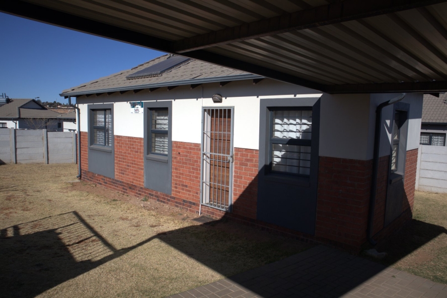 3 Bedroom Property for Sale in Mindalore Gauteng