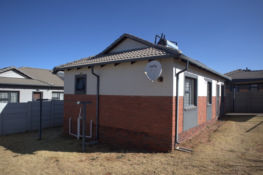 3 Bedroom Property for Sale in Mindalore Gauteng