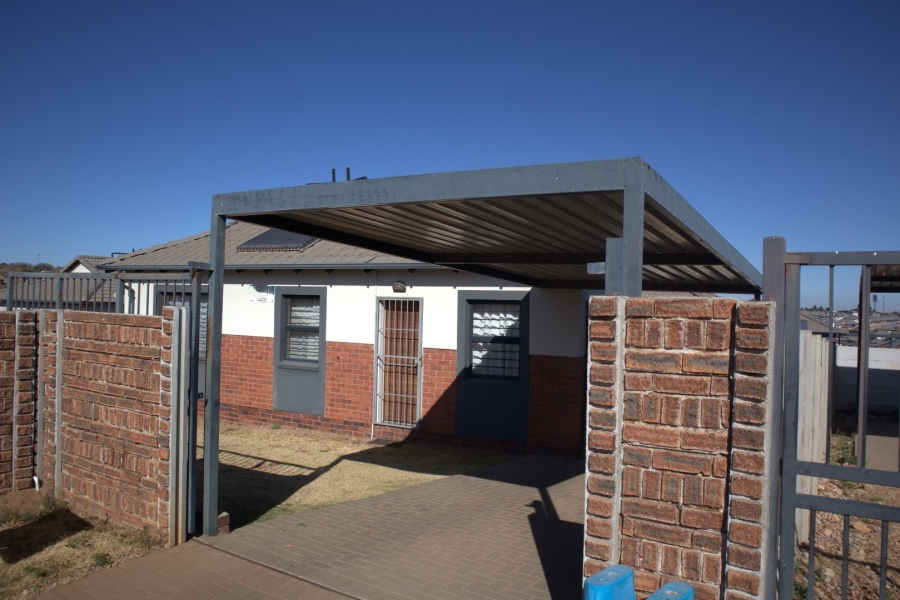 3 Bedroom Property for Sale in Mindalore Gauteng