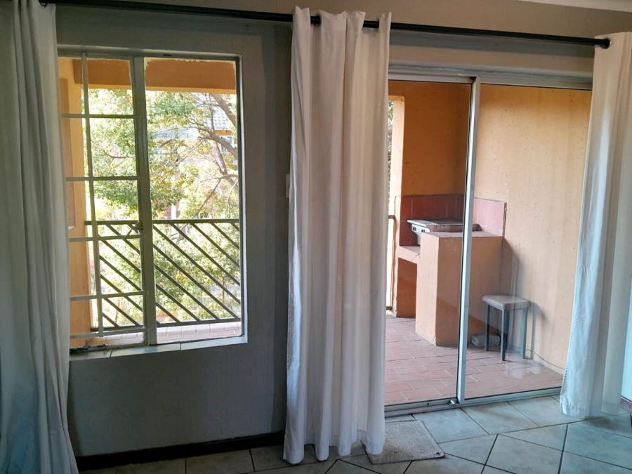 2 Bedroom Property for Sale in Moreleta Park Gauteng