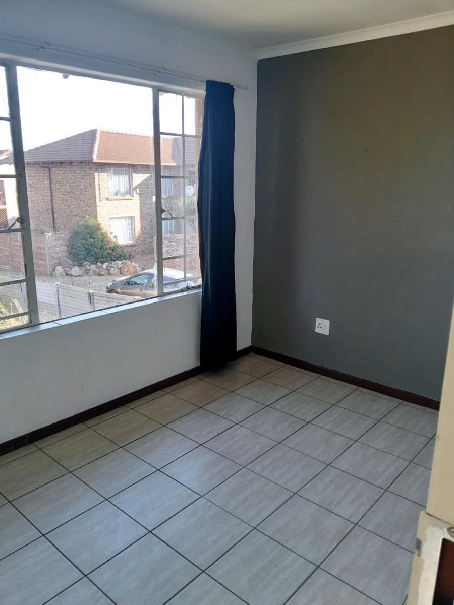 2 Bedroom Property for Sale in Moreleta Park Gauteng