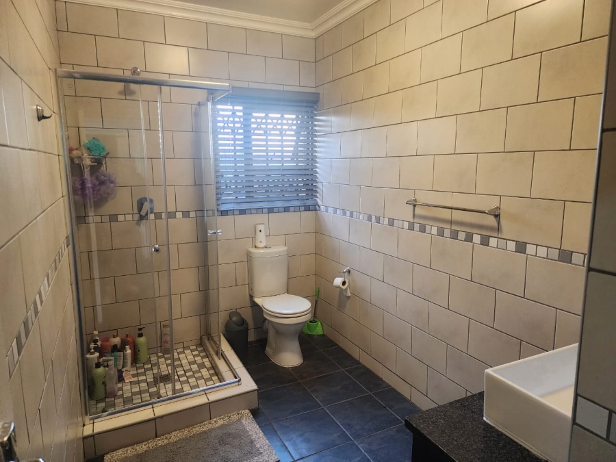 4 Bedroom Property for Sale in Comet Gauteng