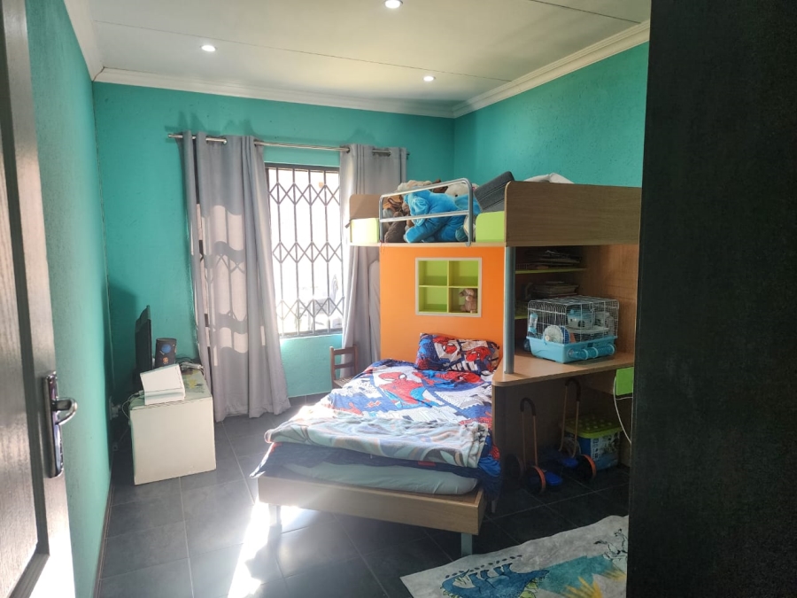 4 Bedroom Property for Sale in Comet Gauteng