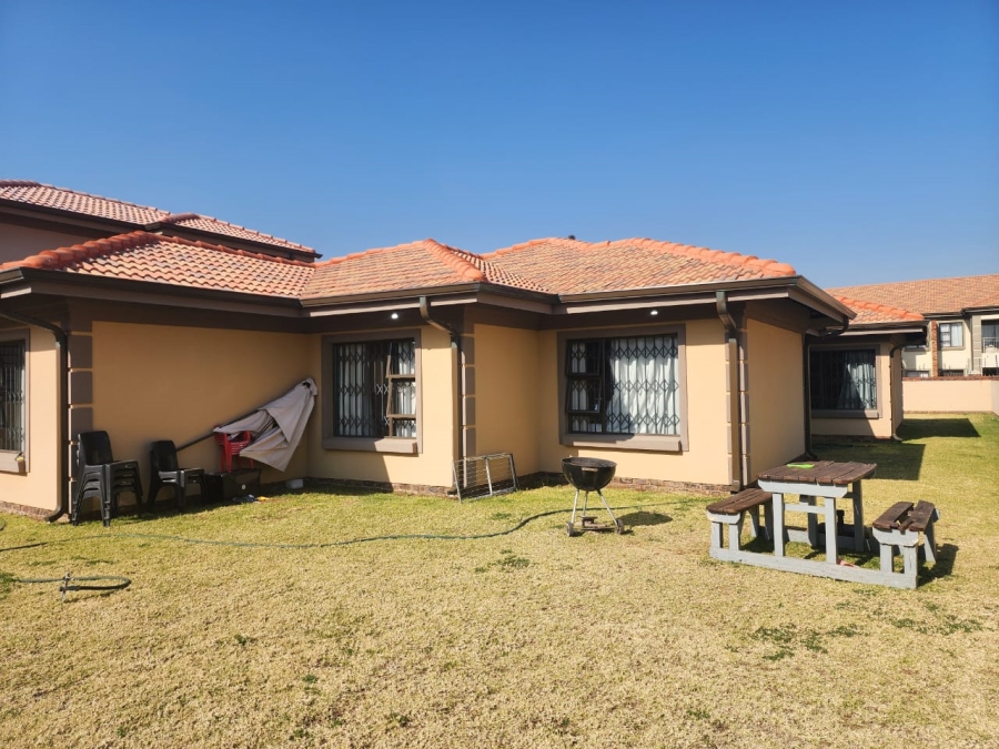 4 Bedroom Property for Sale in Comet Gauteng