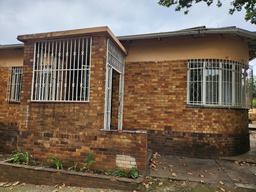 5 Bedroom Property for Sale in Bezuidenhout Valley Gauteng