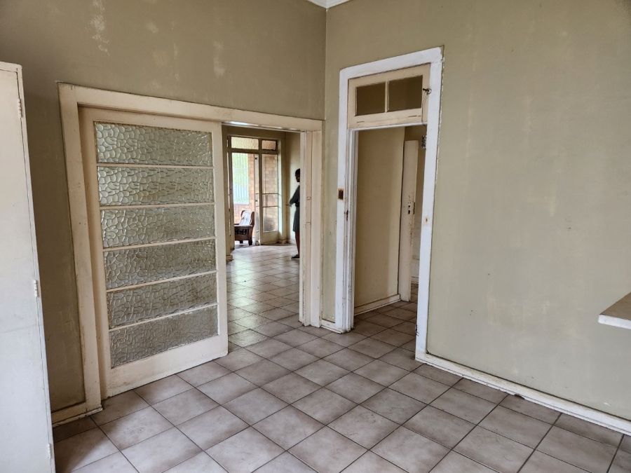 5 Bedroom Property for Sale in Bezuidenhout Valley Gauteng