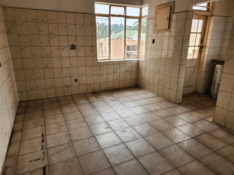 5 Bedroom Property for Sale in Bezuidenhout Valley Gauteng