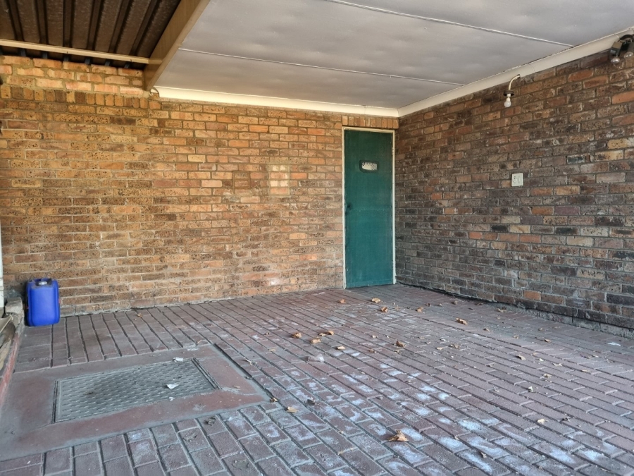 2 Bedroom Property for Sale in Benoni Central Gauteng