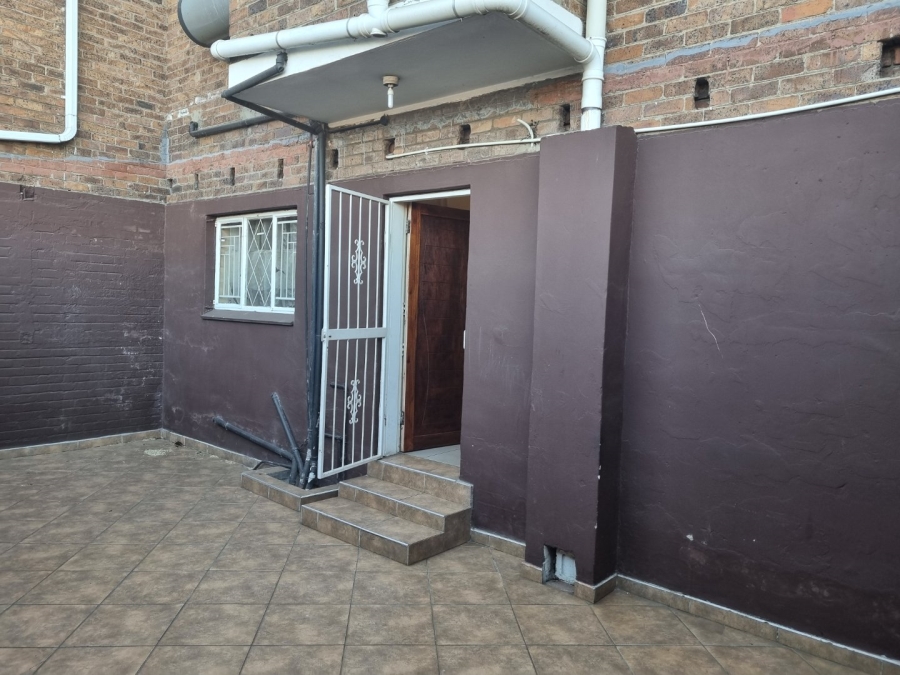 2 Bedroom Property for Sale in Benoni Central Gauteng