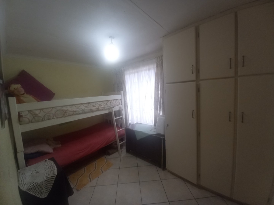 3 Bedroom Property for Sale in Alrapark Gauteng