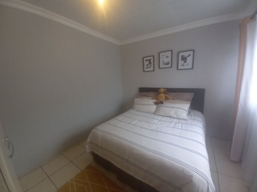 3 Bedroom Property for Sale in Alrapark Gauteng