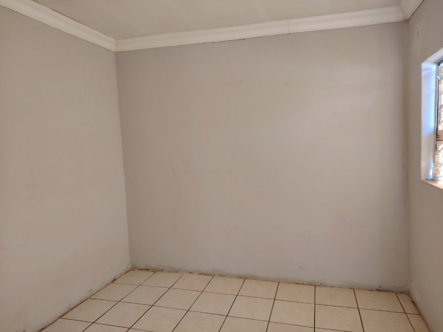 3 Bedroom Property for Sale in Alrapark Gauteng