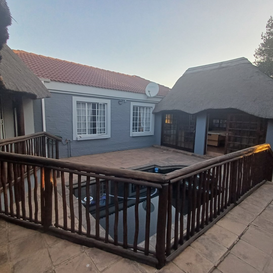 3 Bedroom Property for Sale in Thatchfield Estate Gauteng