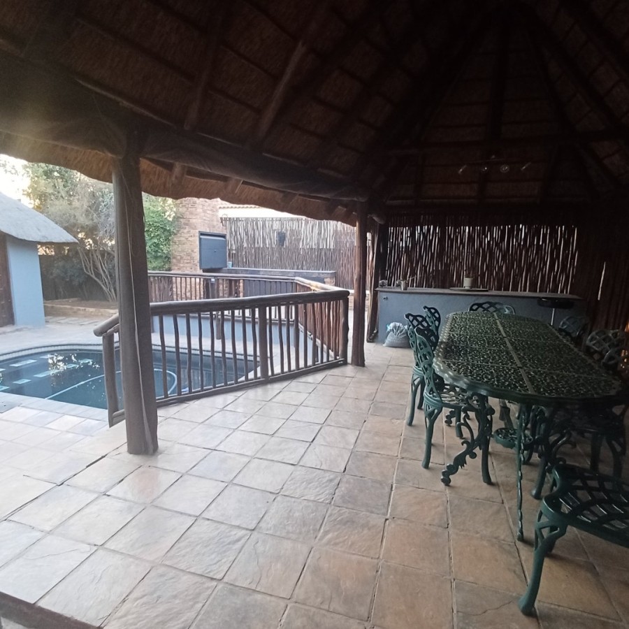 3 Bedroom Property for Sale in Thatchfield Estate Gauteng