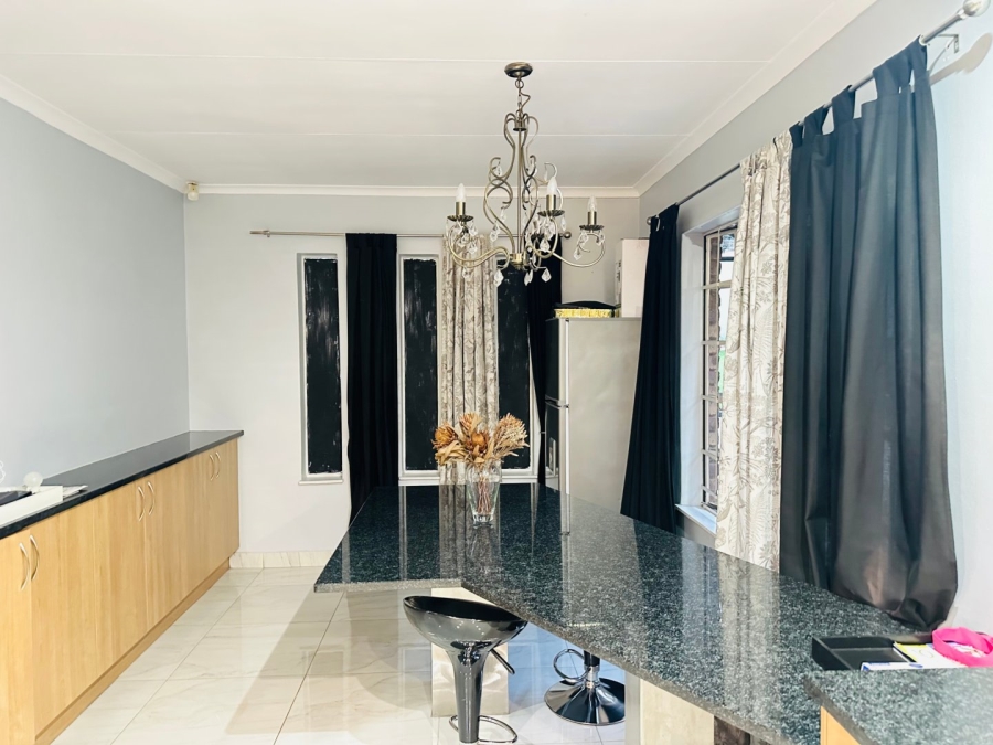 4 Bedroom Property for Sale in Roodepoort Gauteng