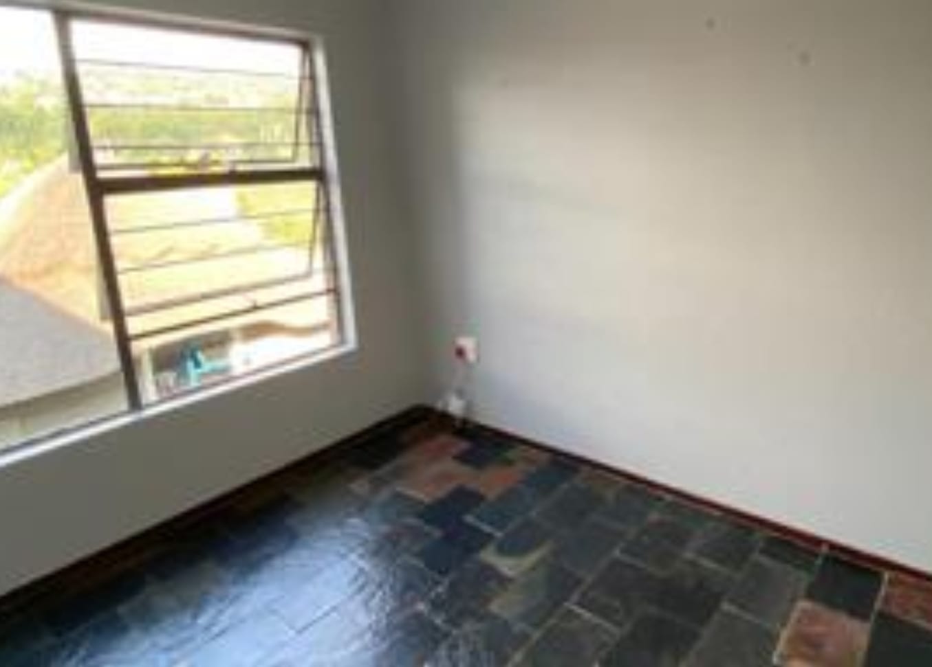 To Let 3 Bedroom Property for Rent in Rangeview Gauteng