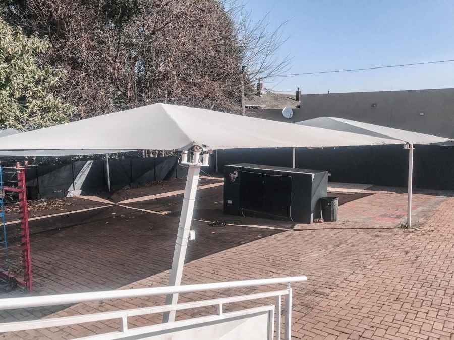 Commercial Property for Sale in Fontainebleau Gauteng