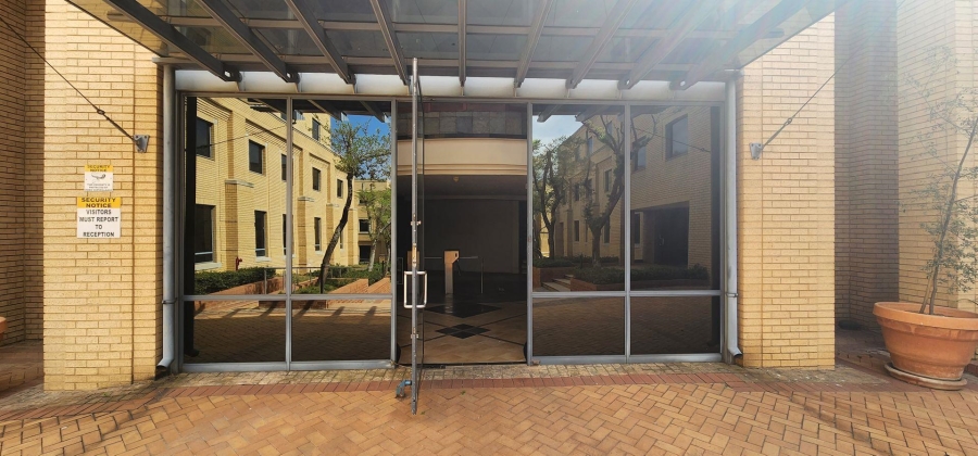 To Let commercial Property for Rent in Nieuw Muckleneuk Gauteng