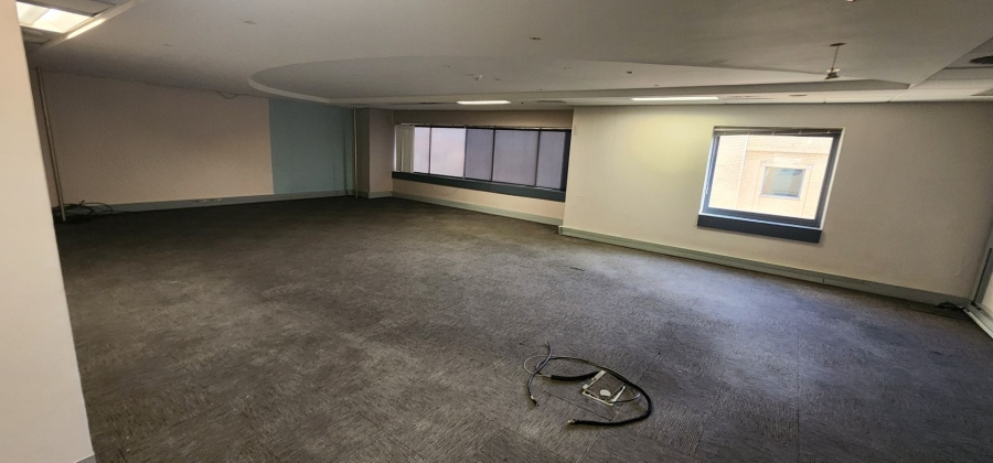 To Let commercial Property for Rent in Nieuw Muckleneuk Gauteng