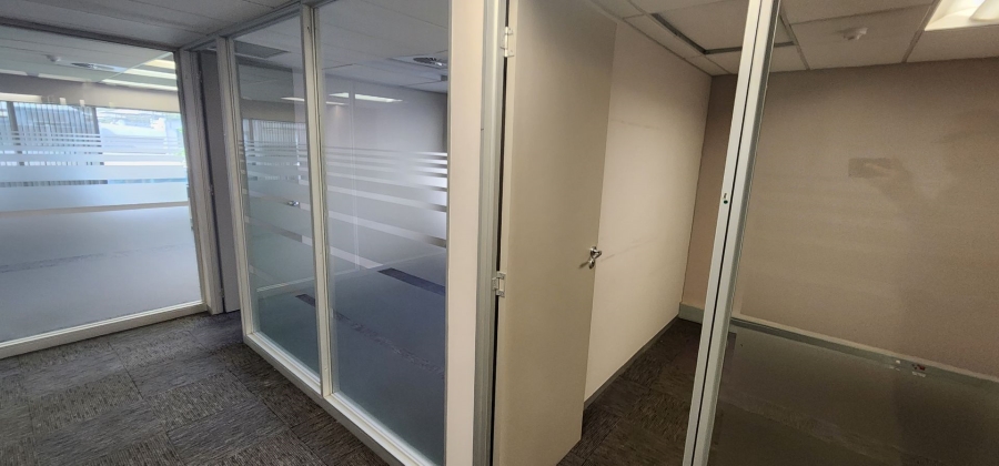 To Let commercial Property for Rent in Nieuw Muckleneuk Gauteng