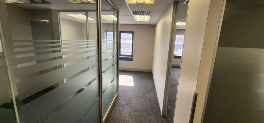 To Let commercial Property for Rent in Nieuw Muckleneuk Gauteng