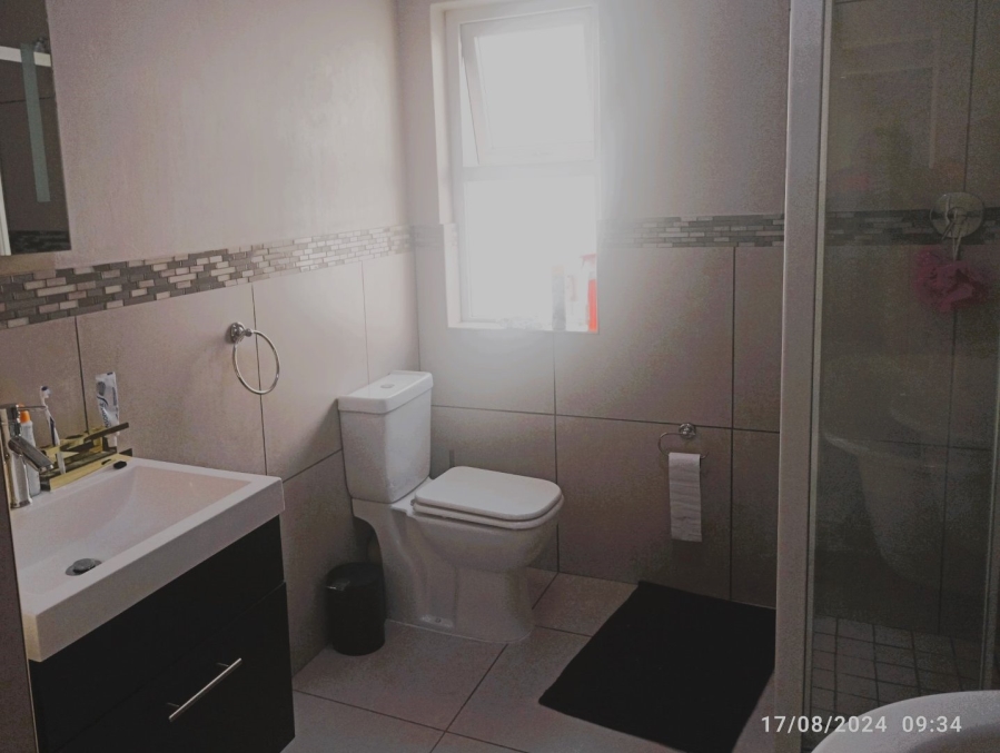 2 Bedroom Property for Sale in Northgate Gauteng