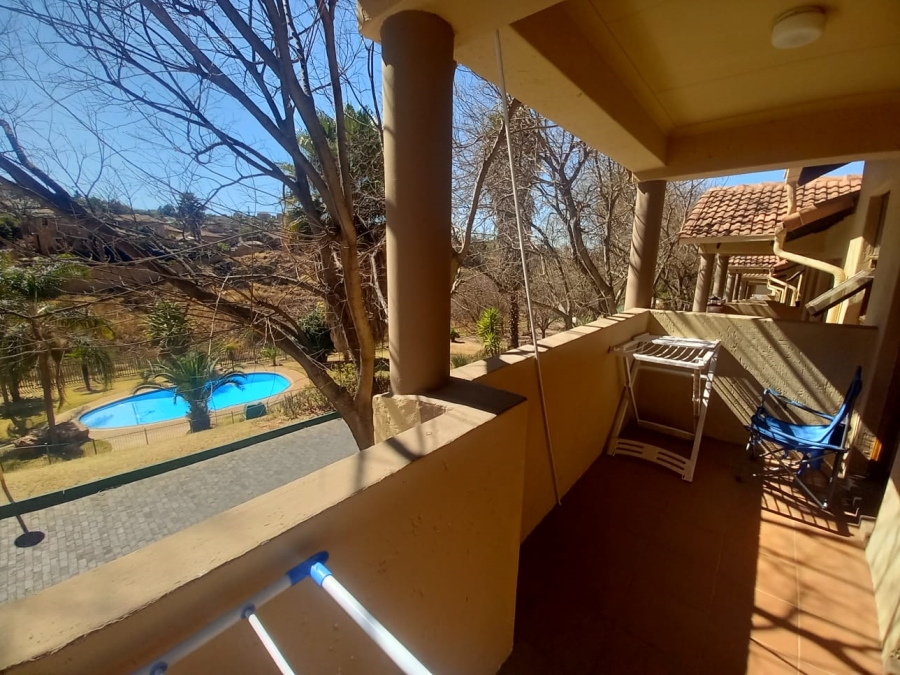 2 Bedroom Property for Sale in Kenmare Gauteng