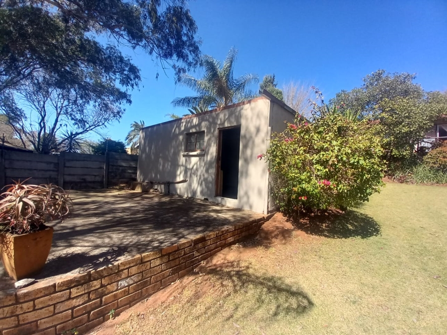 3 Bedroom Property for Sale in Noordheuwel Gauteng