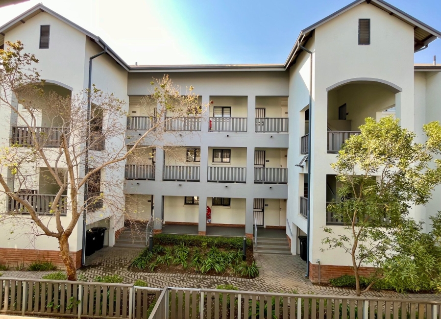 To Let 1 Bedroom Property for Rent in Fourways Gauteng