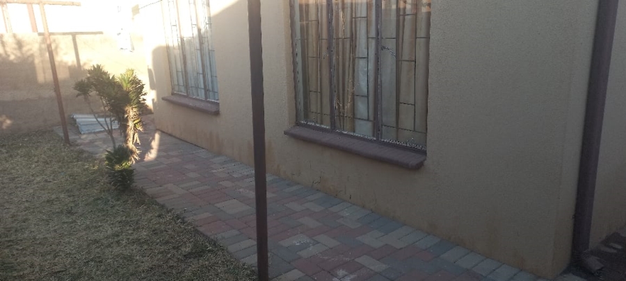 To Let 2 Bedroom Property for Rent in Soshanguve East Ext 3 Gauteng