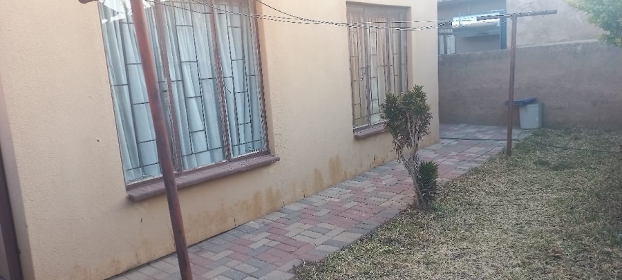 To Let 2 Bedroom Property for Rent in Soshanguve East Ext 3 Gauteng