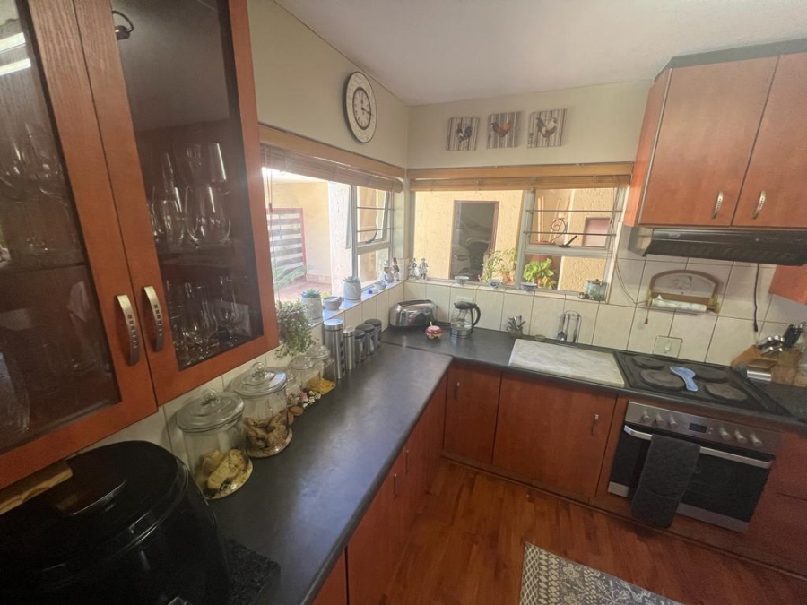 To Let 3 Bedroom Property for Rent in Clubview Gauteng