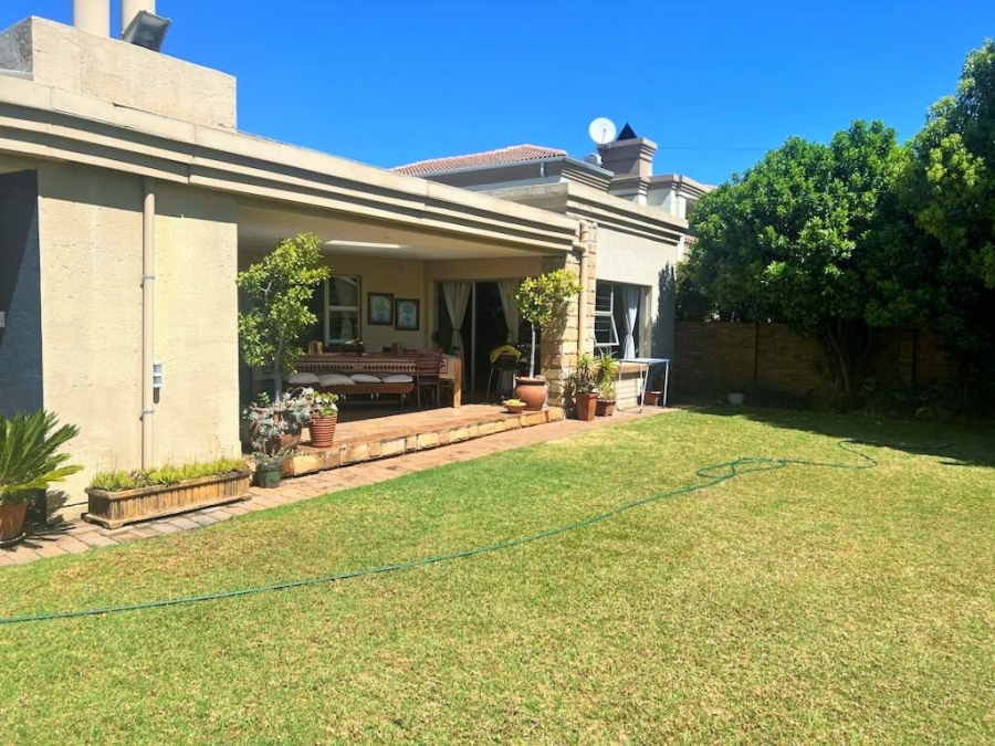 To Let 3 Bedroom Property for Rent in Clubview Gauteng