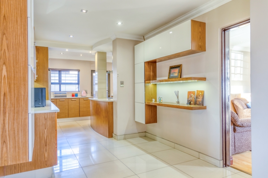 3 Bedroom Property for Sale in Weltevreden Park Gauteng