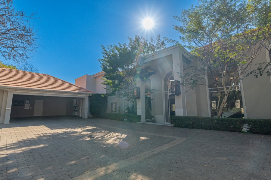 To Let 6 Bedroom Property for Rent in Bryanston Gauteng