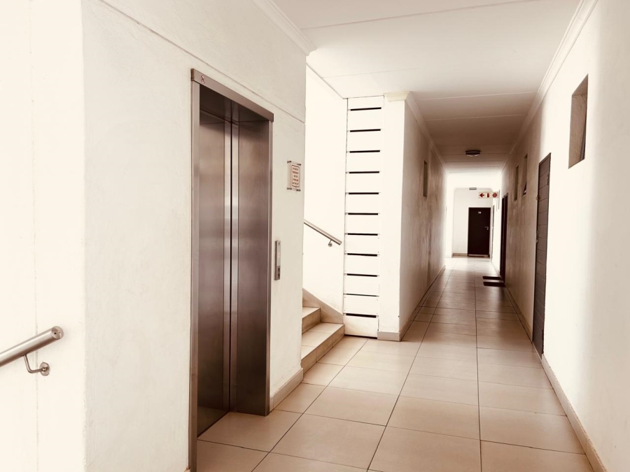 2 Bedroom Property for Sale in Carlswald Gauteng