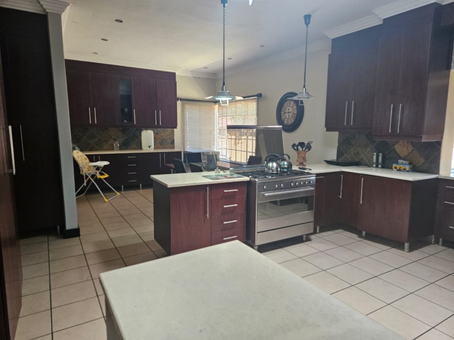 3 Bedroom Property for Sale in Greenhills Gauteng