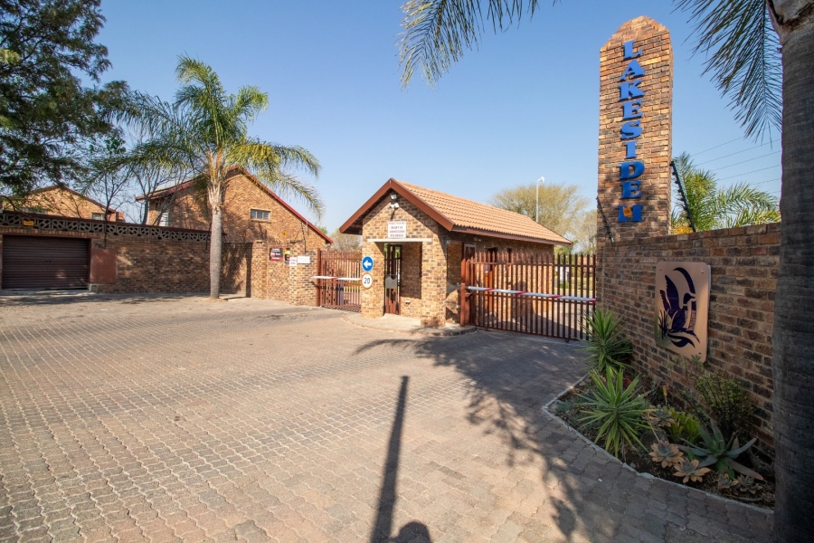 3 Bedroom Property for Sale in Terenure Gauteng