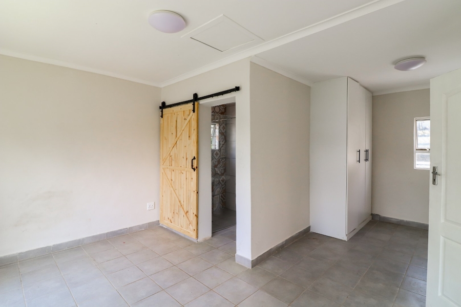 4 Bedroom Property for Sale in Breaunanda Gauteng