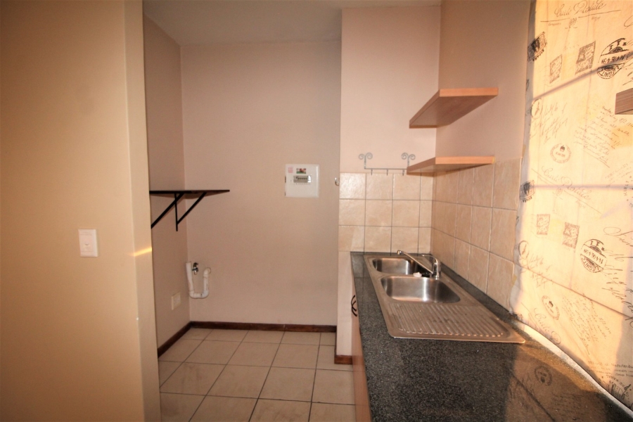 To Let 2 Bedroom Property for Rent in Valhalla Gauteng