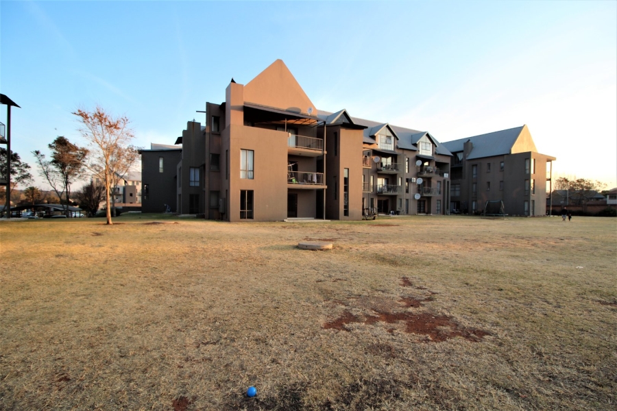 To Let 2 Bedroom Property for Rent in Valhalla Gauteng