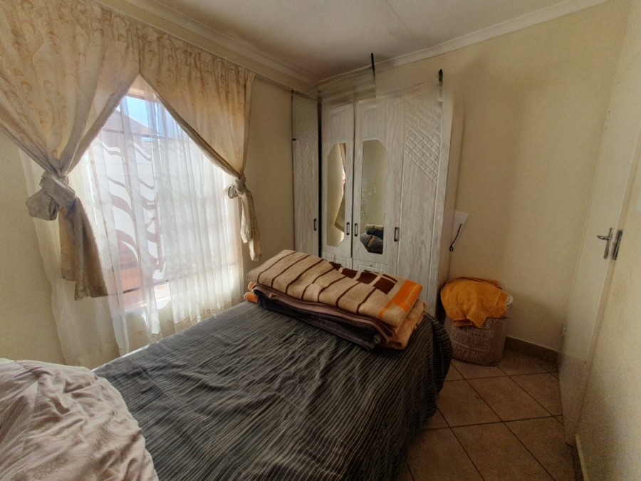 2 Bedroom Property for Sale in The Orchards Gauteng