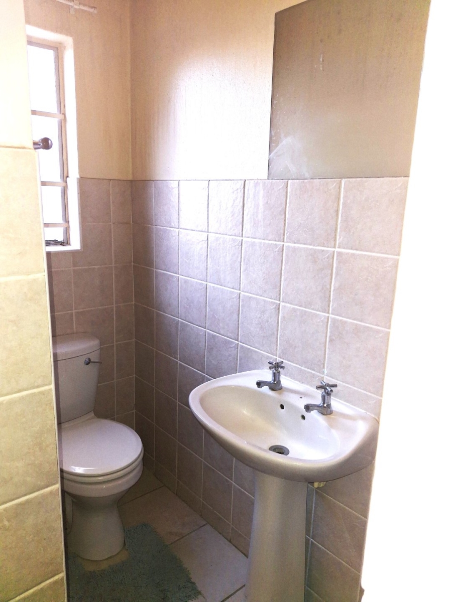 2 Bedroom Property for Sale in Rynfield A H Gauteng