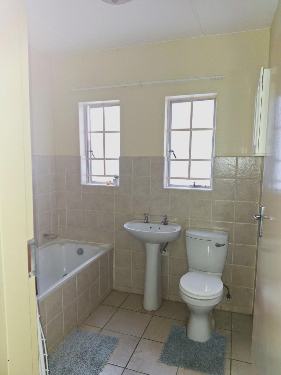 2 Bedroom Property for Sale in Rynfield A H Gauteng