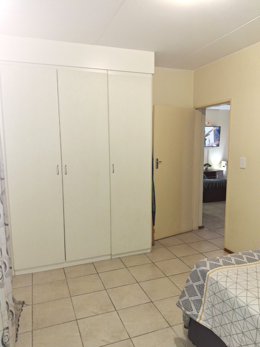 2 Bedroom Property for Sale in Rynfield A H Gauteng