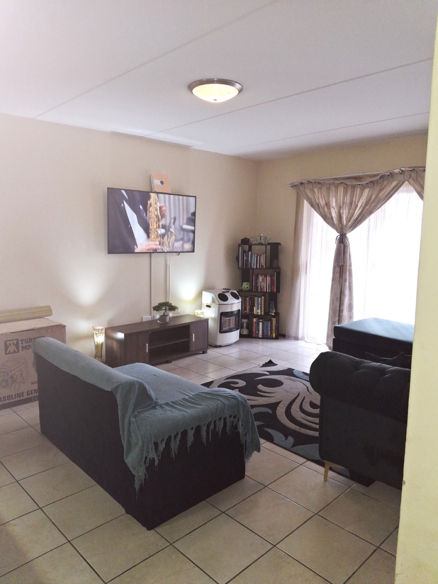 2 Bedroom Property for Sale in Rynfield A H Gauteng