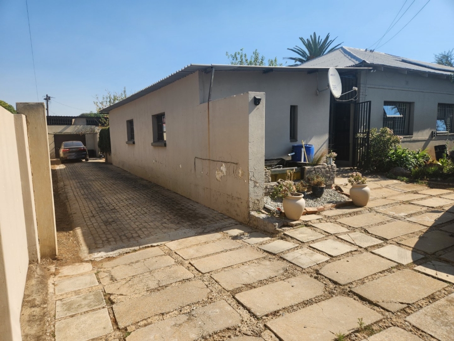 4 Bedroom Property for Sale in Primrose East Gauteng