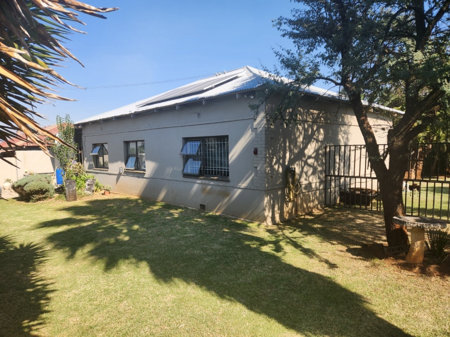 4 Bedroom Property for Sale in Primrose East Gauteng