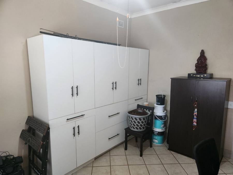 4 Bedroom Property for Sale in Primrose East Gauteng