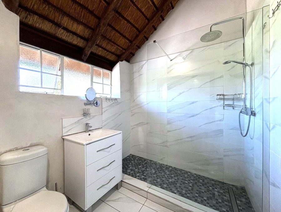 5 Bedroom Property for Sale in Sunninghill Gauteng